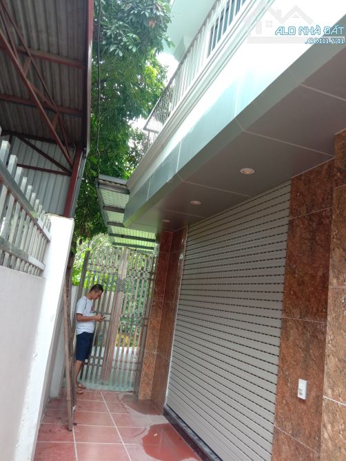 Bán nhà Tây Mỗ, 55m2, 5 tầng, mặt tiền 5m, có sân để xe, ô tô đỗ cửa, giá 7,3 tỷ còn TL.