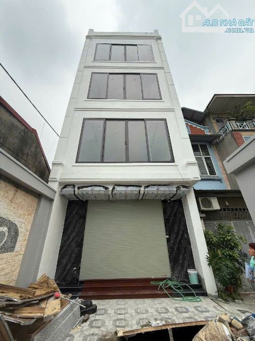 SIÊU HÓT- NGÔ GIA TỰ-VỊ TRÍ ĐẸP -66m2*MẶT TIỀN 5,1m* 5 TẦNG- NGÕ Ô TÔ 7 CHỖ-NHỈNH 9 TỶ
