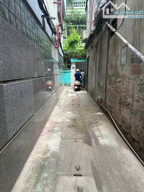 ĐẤT ĐẸP NGUYỄN VĂN HUYÊN _NGÕ NÔNG _30M RA Ô TÔ_GPXD 6T _THANG MÁY-_GẦN PHỐ _TIỆN ÍCH_43_