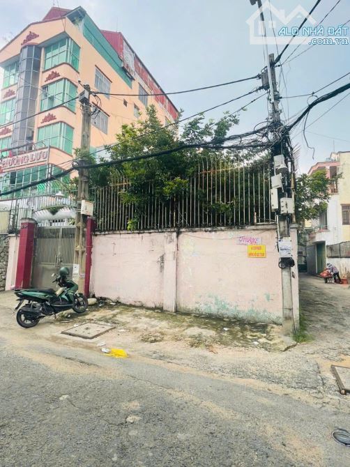 NHÀ CẤP 4 – CĂN GÓC 2 MT– ĐƯỜNG 8M – NGAY HOÀNG HOA THÁM, GIÁ 33 TỶ