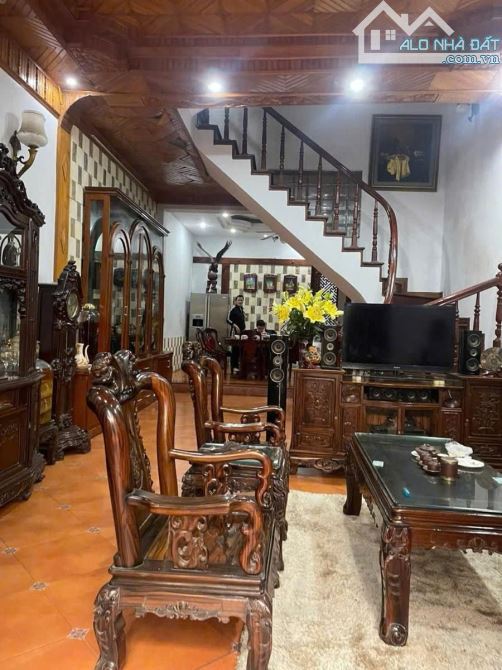 💥💥💥 MẶT PHỐ VỊ TRÍ ĐẮC ĐỊA -PHÂN LÔ TRUNG YÊN CẦU GIẤY - VỈA HÈ RỘNG KINH DOANH ĐỈNH- K