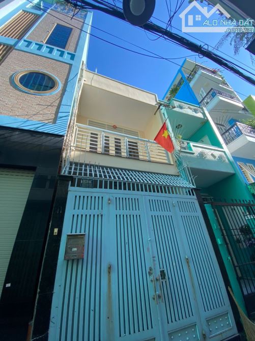 nhà đẹp vị trí vàng quận 5 giá mềm chỉ 14 tỷ