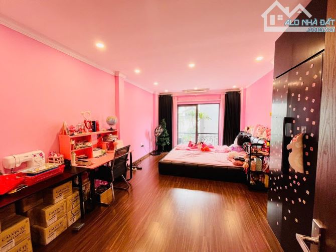 🚨 LÔ GÓC – Ô TÔ ĐỖ CỬA – NHÀ MỚI – FULL NỘI THẤT – GIÁ CHỈ 5,X TỶ‼️