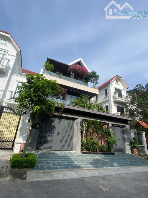 BIỆT THỰ PHÚ LƯƠNG 200M2, MT10M, 4T, HOÀN THIỆN ĐẸP LUNG LINH, GIÁ NGON
