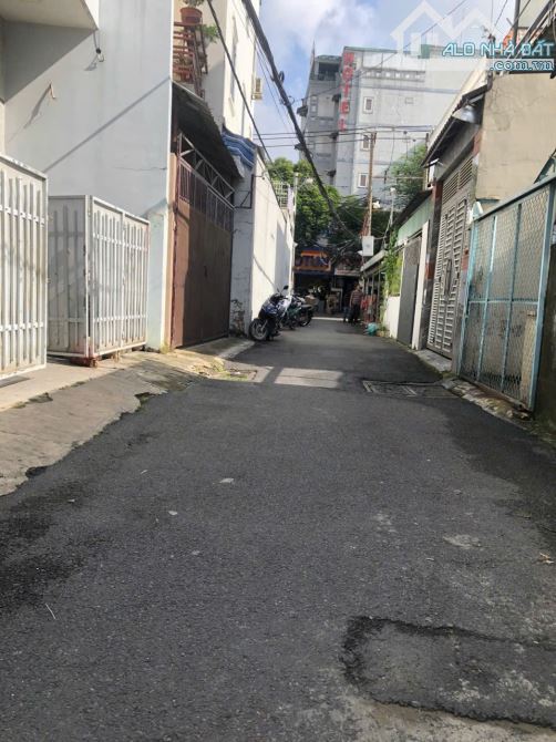 TAM BÌNH NHÀ 3 TẦNG ĐƯỜNG Ô TÔ DT 159 M2 GIÁ 10,8 TỶ TL