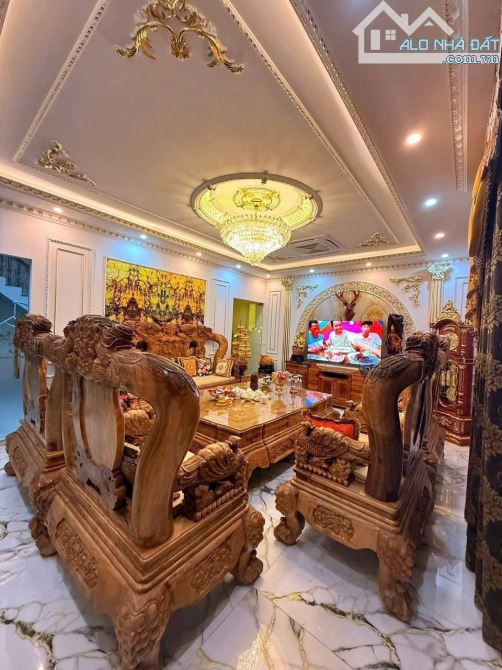 Bán căn biệt thự 3 tầng khu Đỉnh Long, ph Lê Thanh Nghị, TP HP mới, 151.5m2, nhà đẹp