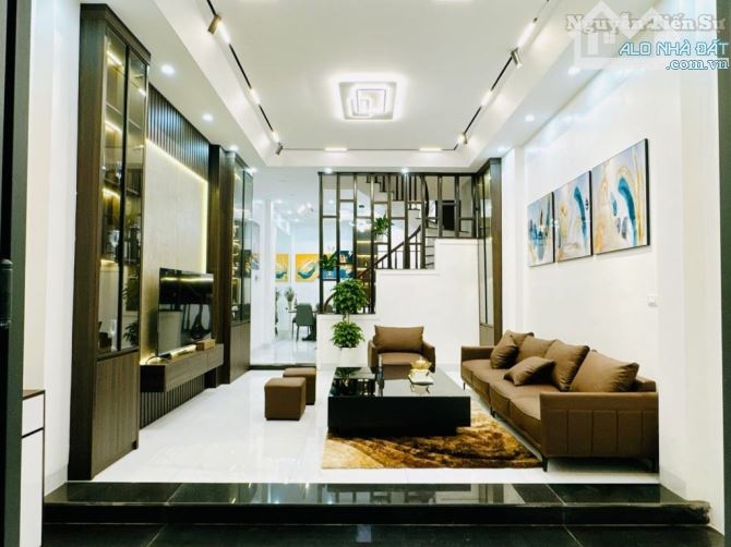 Bán nhà Sơn Đồng, Hoài Đức 40M 4 Tầng, 4 ngủ, ô tô đỗ giá 4.2 tỷ