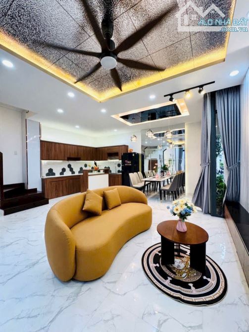 6.5❌10m, BÁN VILLA 4 TẦNG, HẺM 1/ XE HƠI, LÊ ĐỨC THỌ, P16 GÒ VẤP, NHỈNH 7 TỶ - 10
