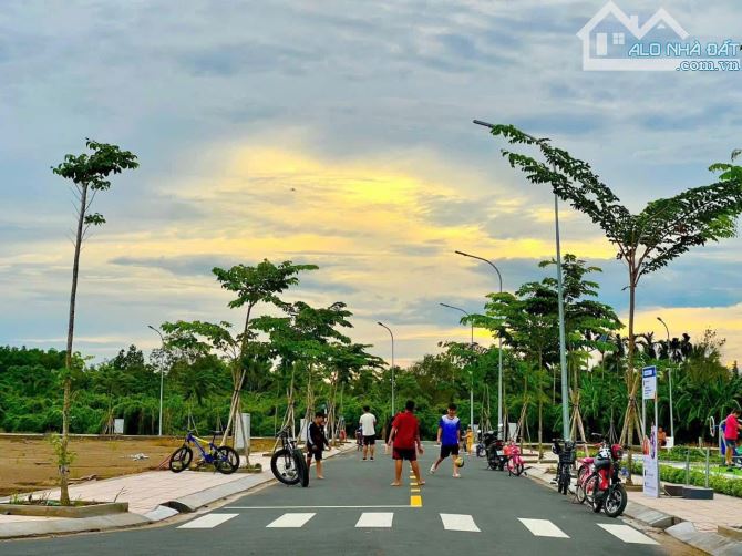 CƠ HỘI ĐẦU TƯ HẤP DẪN CHỈ 12tr/m2 SỞ HỮU LÔ 100m2 MẶT TIỀN ĐẠI LỘ SÂN BAY ✈️ - 1