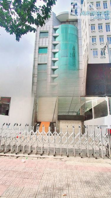 Cho thuê Tòa Nhà 1.500m2 - MT Pasteur, P. Võ Thị Sáu, Q3 -8mx32m- 1H 7L TM PCCC - 375 Tr. - 1