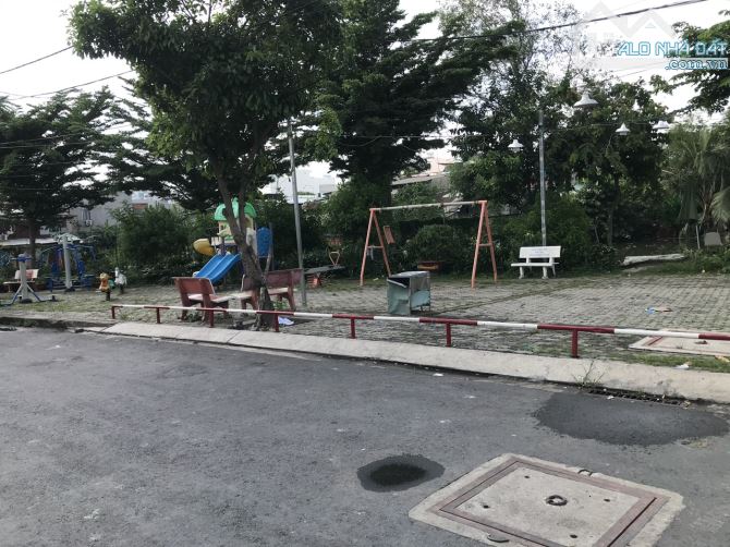 Đất mặt tiền 8,3x15m phường Bình Thuận, Quận 7 - Giá 12 tỷ - 1