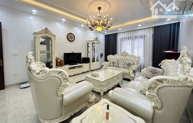 Bán Biệt thự đường Tố Hữu, KĐT Vạn Phúc 170m2*4T, m tiền 11m, full nội thất, ở luôn, 39 tỷ - 1