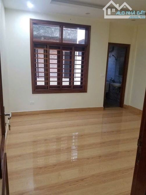 cho thuê nhà Nguyễn Chí Thanh Đống Đa 65m X 6 tầng mặt tiền 6,5m thang máy. - 1