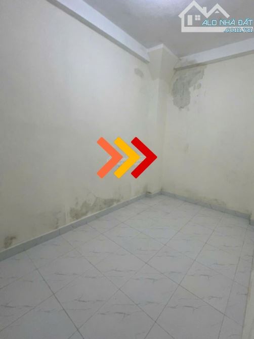 Bán nhà 3 tầng Thành Thái, Q.10. DT 61m2 (5x9m), 7PN, sổ đỏ chính chủ. Giá 6.2 tỷ. - 1