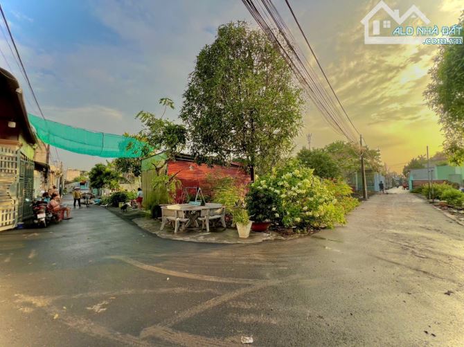 Bán Đất DT 850M2 -  KP2 - P. Trảng Dài, cách đường Bùi Trọng Nghĩa vào 1 xẹc 100M - 1