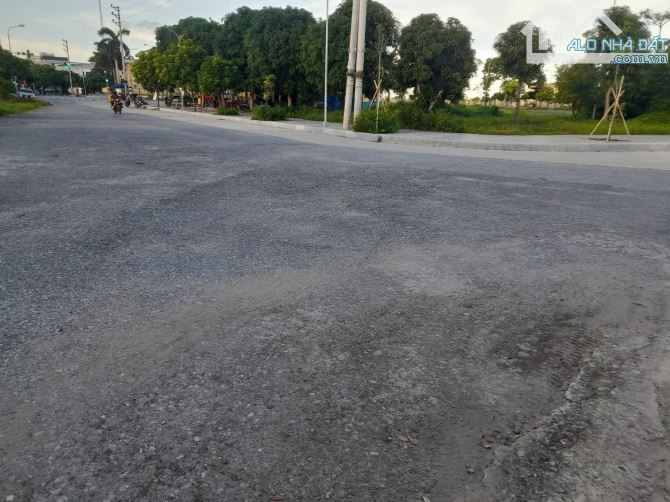 Bán đất đầu tư F0 thị trấn Quất Lâm 64m2 MT6m đường ô tô gần quảng trường biển chỉ 1.x tỷ - 1