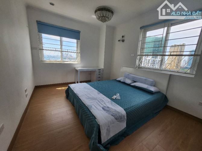 Cần bán CH 100m - 3n2vs - 7 tỷ Khu đô thị Nam Thăng Long, view trọn Hồ Tây, 1 bước raLotte - 1