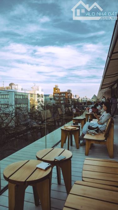 Chủ cho thuê mặt bằng Rooftop kinh doanh Cafe City View tại mặt phố Nguyễn Khuyến-Hà Đông - 1