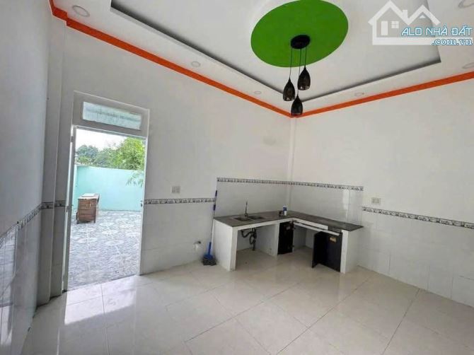 Vỡ nợ nên bán gấp nhà cấp 4 ở hóc môn giá chỉ có 990 triệu, 163m2,SHR. - 1