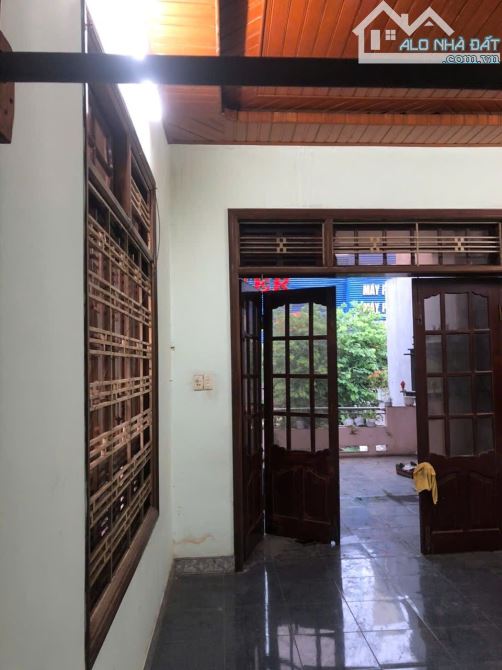 BÁN ĐẤT TẶNG NHÀ 2TẦNG ĐƯỜNG 7,5m TRƯỜNG CHINH Ô TÔ ĐẬU TRƯỚC NHÀ GIÁ TỐT 5 TỶ X - 1