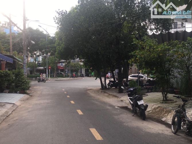 Bán nhà HXT Phạm Huy Thông Khu CC26, P17, GV. 6x17m. Công nhận đủ trệt 1 lầu. Giá: 12,2 tỷ - 1