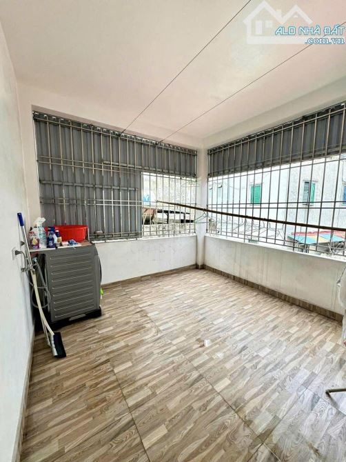 Bán nhà 3 tầng xây mới độc lập xóm Trung Văn Cao - 1