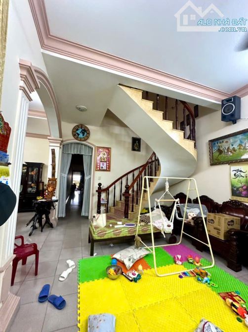 ĐI MỸ, BÁN NHÀ NGANG 9m, KO LG 134m2, 3 TẦNG - KHU CỘNG HÒA, NGAY GA T3 - 12,4TỶ - 1