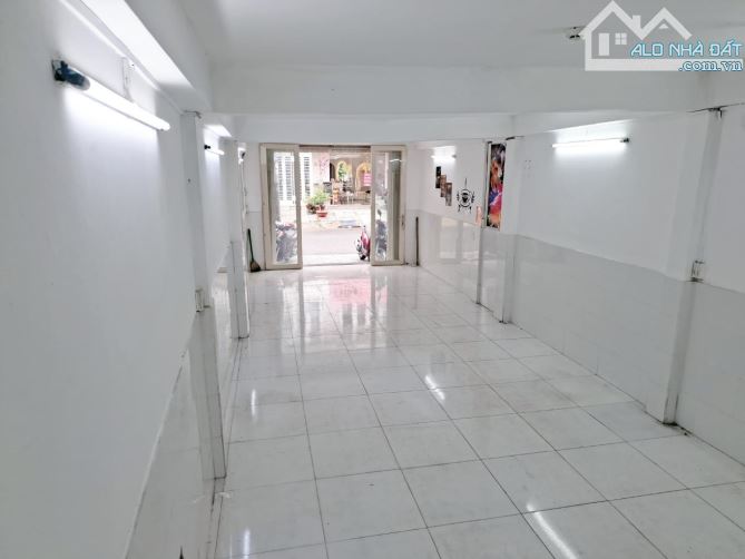 Mặt tiền kinh doanh đường số 11 sát chợ Tân Quy, Tân Kiểng Q7, nhà 2 tầng 70m2 chỉ 12.5 tỷ - 1