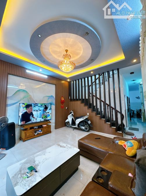 NP755 Bán nhà 1 trệt 1 lầu mái thái kiên cố P.Hố Nai ngay trường Lê Hồng Phong - Biên Hoà - 1
