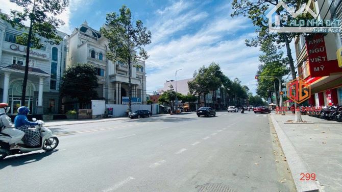 BÁN NHÀ 1T3L GÓC 2 MẶT TIỀN TRONG KDC D2D,BIÊN HÒA - 1