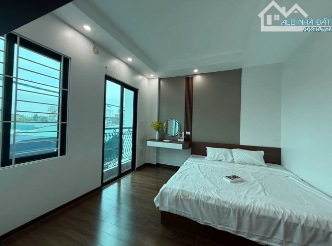 Bán nhà xây mới liên mạc, lô góc, ô tô đỗ các nhà 3 bước chân, gần trường, chợ, giá tốt - 1