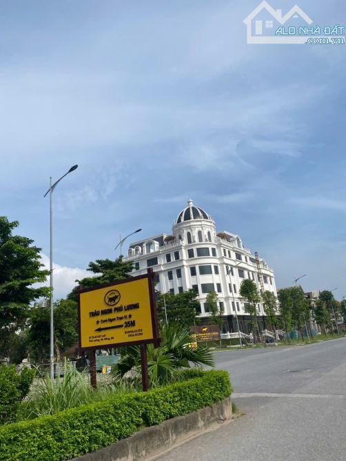 BIỆT THỰ PHÚ LƯƠNG 200M2, MT10M, 4T, HOÀN THIỆN ĐẸP LUNG LINH, GIÁ NGON - 1