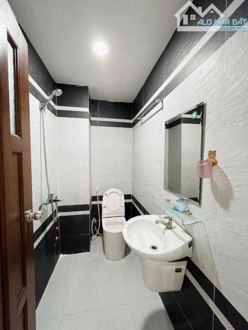 🔥BÁN NHÀ 5TẦNG 11PN BTCT KẾ BÊN BÌNH THẠNH🔥HẺM 1 TRỤC CÁCH 1 CĂN RA MT🔥D.TIỀN 70TR/TH - 12