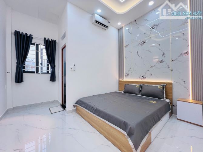 Cần bán gấp nhà hẻm 12m có vỉa hè đường Bùi Văn Ngữ, dt: 4x20m,1T2L . Giá chỉ 6.3 tỷ - 14