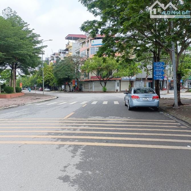 SIÊU PHẨM NHÀ 72M2/ 6 tầng, GARA THANG MÁY-, 2 LÀN XE TRÁNH TẠI GIANG BIÊN,HÀ NỘI - 17