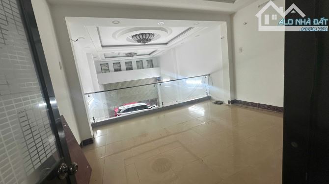 Mặt Tiền Kinh Doanh Siêu Víp  đường Nguyễn Văn Trỗi - 2