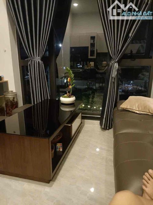 NHÀ ĐẸP KHU ĐÔ THỊ NAM VIỆT Á - 3 TẦNG Ở NGAY- SÁT BÙI TÁ HÁN, SÔNG HÀN- DÂN CƯ VĂN MINH - 2