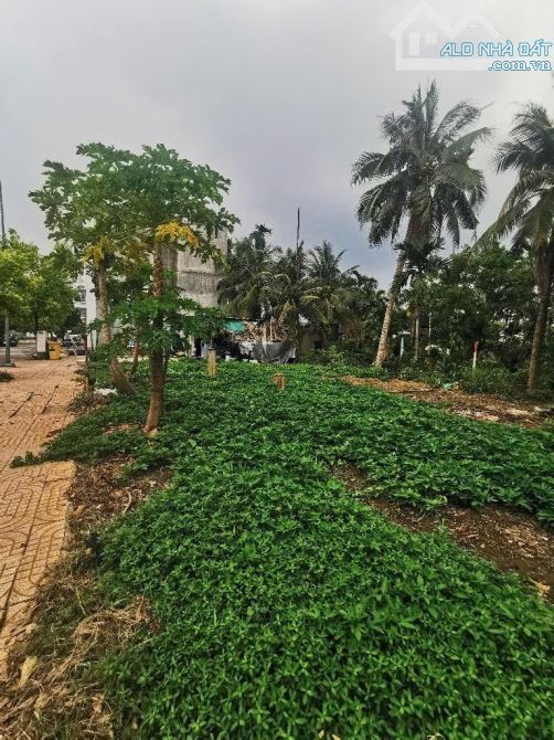 Bán đất thổ cư hai mặt tiền đường THẠNH XUÂN 52, phường THẠNH XUÂN, Q12, dt57,3 m².Hẻm 10m - 2