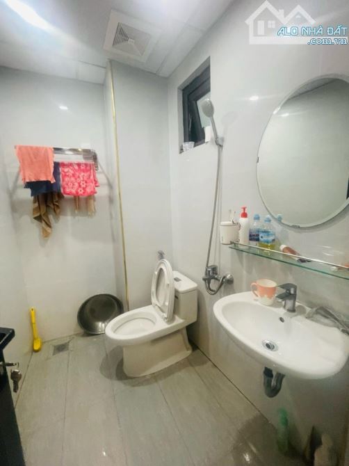 MẶT NGÕ Ô TÔ TRÁNH - 88 Trần Quý Cáp 4 tầng 30m chỉ 10.9 tỷ - LÔ GÓC, MẶT TIỀN RỘNG KINH D - 2