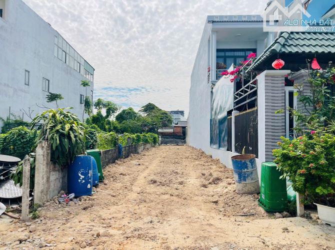 Cắt lỗ 200tr Giá 1 tỷ 1 Bán gấp đất rộng 5x30=152m2 thổ cư Thị Trấn Củ Chi, Sổ hồng riêng, - 2