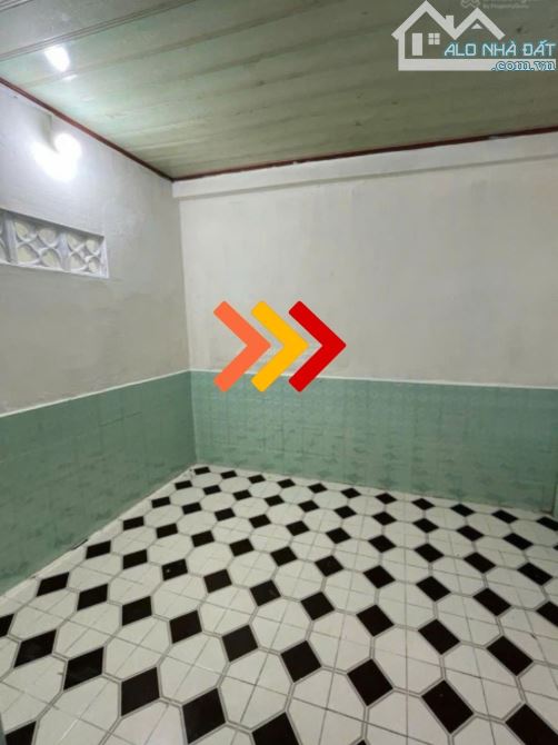 Bán nhà 3 tầng Thành Thái, Q.10. DT 61m2 (5x9m), 7PN, sổ đỏ chính chủ. Giá 6.2 tỷ. - 2
