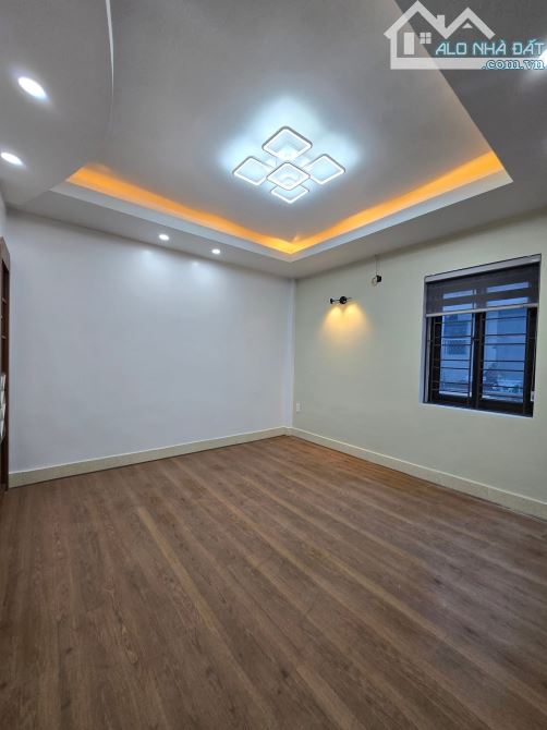 🏡 BÁN NHÀ LÔ GÓC – Ô TÔ ĐỖ CỬA – VĂN CAO – GIÁ RẺ CHỈ 2,899 TỶ - 2