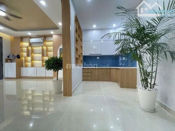 Bán nhà mới 100% Bùi Thế Mỹ - DT 45m2 - 2 tầng - giá 5 tỷ 560tr TL - 2