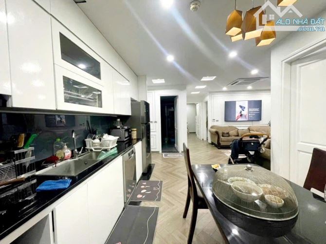 CĂN GÓC 3 NGỦ 2 BAN CÔNG CHUNG CƯ TÂY HÀ 19 TỐ HỮU NAM TỪ LIÊM 122m 8.1 TỶ FULL NỘI THẤT - 2