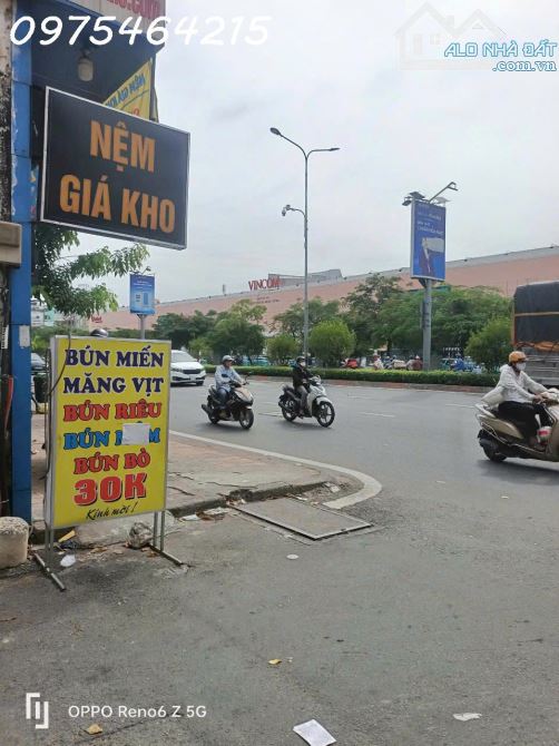 BÁN NHÀ HẺM NGUYỄN TRỌNG TUYỂN – P.1, TÂN BÌNH – 7,4 x 13m – 3 TẦNG – HẺM SAU THOÁNG – - 2
