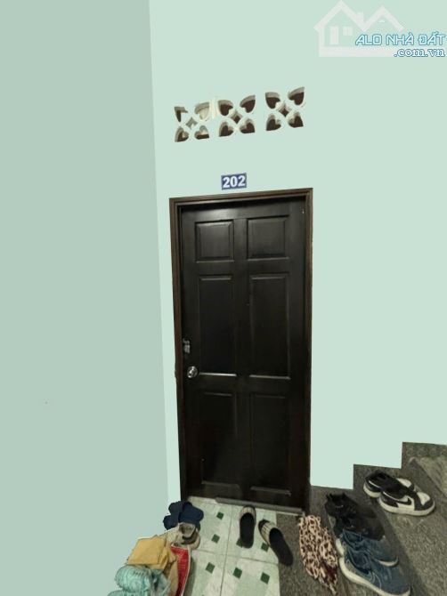 Căn hộ dịch vụ 10 phòng, Tỉnh Lộ 10 126m2 ( 8 x 16 ) 3 TẦNG, thu nhập 50tr - 2