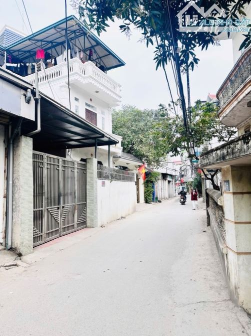 BÁN NHÀ DO NHA - TÂY MỖ - LÔ GÓC - Ô TÔ ĐỖ - 35M X 5 TẦNG - GIÁ 5,65 TỶ . - 2