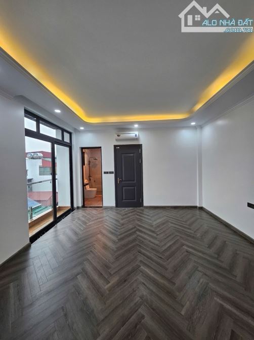 Nhà đẹp phố hoàng như tiếp 6 tầng thang máy sẵn về ở - 2