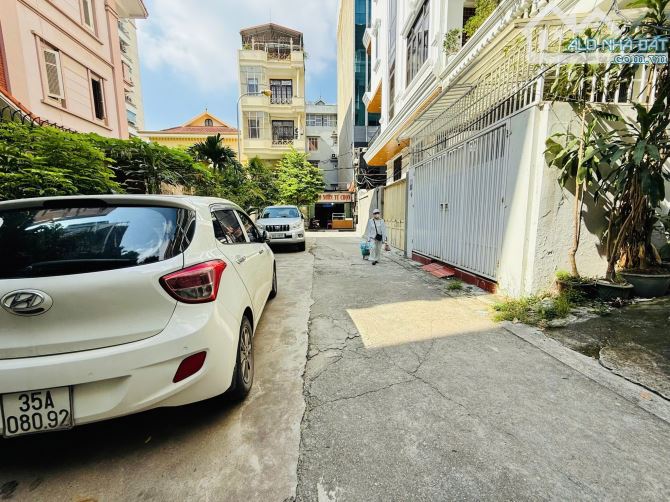 NHỈNH 25 TỶ NHÀ PHÂN LÔ,Ô TÔ TRÁNH, KINH DOANH, NGHĨA ĐÔ, CẦU GIẤY, DT59M, 5 TẦNG, MT 4.7 - 2