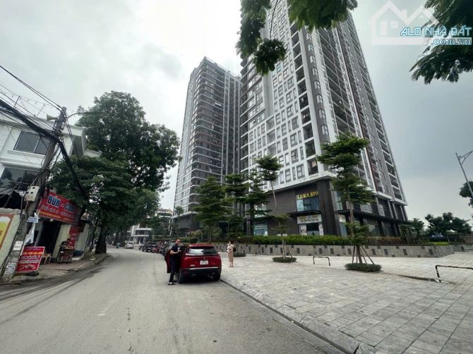CỰC HIẾM-ĐỨC GIANG-KINH DOANH-THOÁNG 2 MẶT Ô TÔ- VỈA HÈ RỘNG-79m2 nhỉnh 15 tỷ(TL) - 2